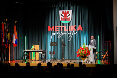 2026_04_23 Sokolski dom Metlika - Slovesnost ob dnevu upora proti okupatorju in praznik Mestne skupnosti Metlika_Foto_Uros Novina_010